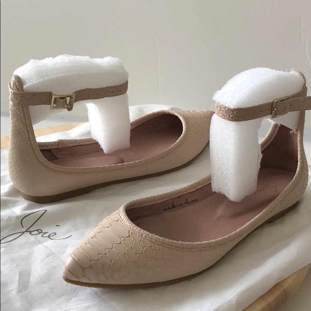 Joie ballet flats ankle buckle size 6